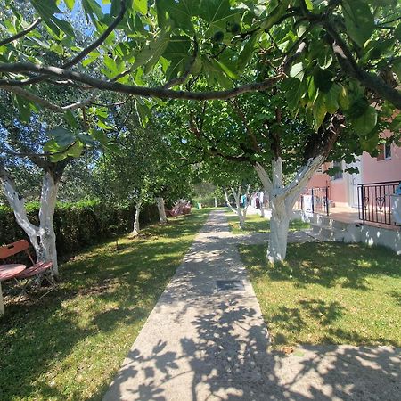 Lemi Apartments Riza  Екстер'єр фото